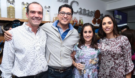  Juan Cuétara, Iván Sarabia, Ana Laura Valle y Ana Villanueva.