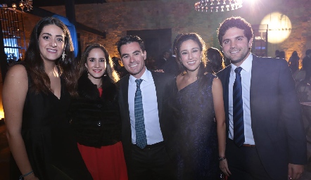  Sacarlett Garelli, Dani Mina, Alejandro Mancilla, Tere Mancilla y Federico Díaz Infante.