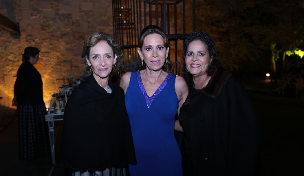  Caridad Rangel, Carola Guerra y Martha Alicia Rangel.