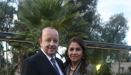  José Antonio Correa y Mili Estrada.