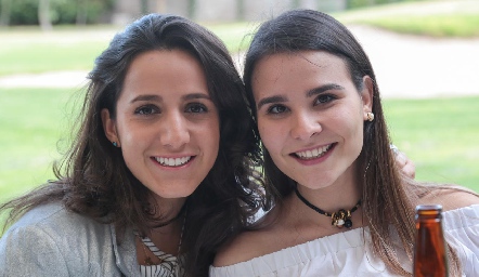  María Lavín y Sofía Torre.