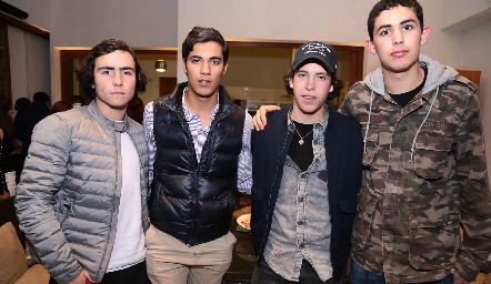  Mateo Guerra, Andrés Quintero, Gianfranco Pizzuto y Mauricio Abaroa.