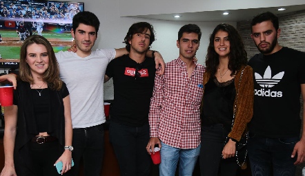  Mariana Álvarez, Héctor Mahbub, Alejandro Navarro, Juan Pablo Quintero, Rocío Mendizábal y Diego Zepeda.