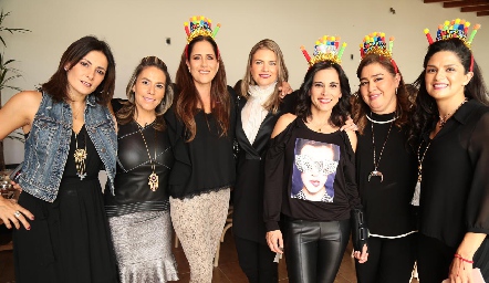  Claudia Artolózaga, Michelle Zarur, Adriana Pedroza, Francine Coulón, Anilú Enríquez, Deyanira Cázarez y Daniela Gutiérrez.