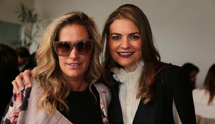  Claudia Quiroz y Francine Coulón.