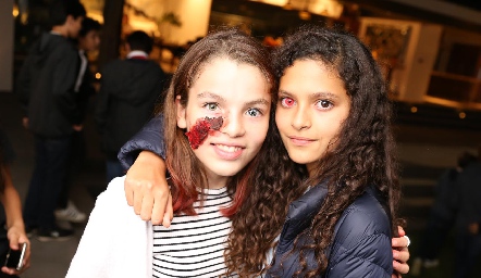  Andrea Limón y Vale Delsol.