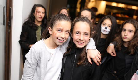  Ana Cris y Andrea.
