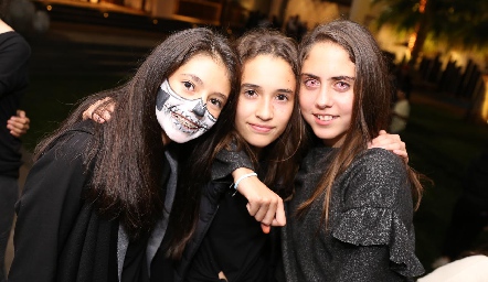  Fernanda Acebo, Sofía Garza y María de la Torre.