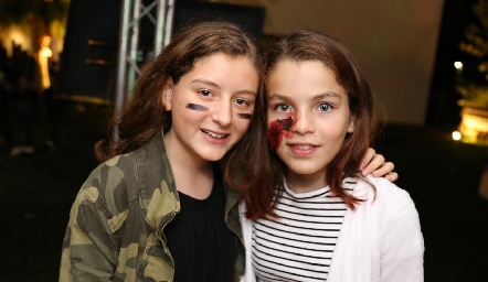  Isa Villalobos y Andrea Limón.