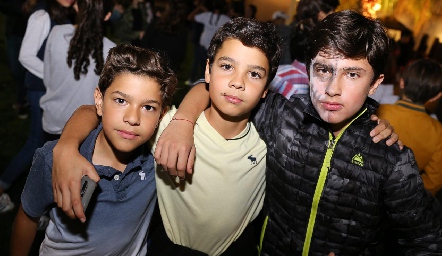  Andrés, Vera y Mau Alarcón.