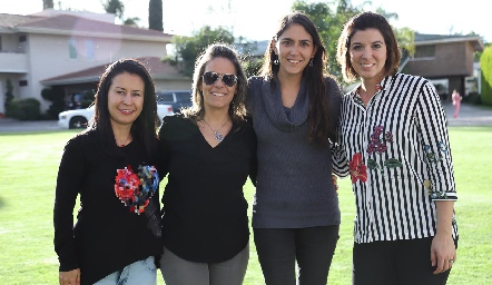  Ofelia Nava, Michelle Zarur, Fer Valdes y Miriam Campos.