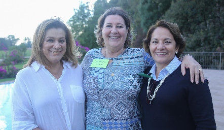  Silvia Padrón, Martha Grande y Rocío Viramontes.