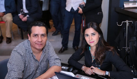  Roberto Quintanilla y Susana Quintareño.