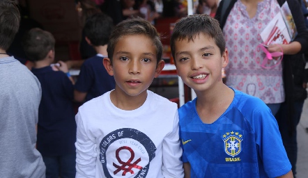  Fiesta de disfraces del Colegio Motolinía.