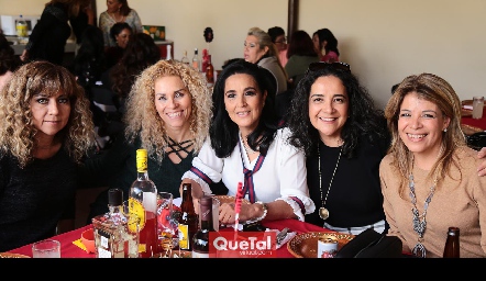  Lorena Alderete, Martha Elena Ruiz, Guadalupe Delgadillo, Isela Pérez y Cecilia Macías.