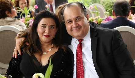  Lourdes Morales y Rodolfo Saldaña.