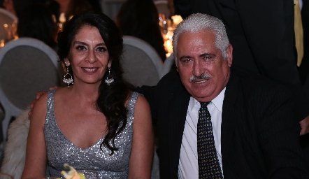  Guadalupe y Miguel Ángel Gómez.