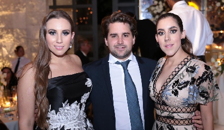 Paty, Gonzalo y Paola.