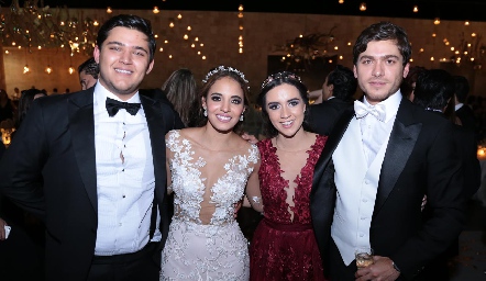  Matew Delgado, Fer Paredes, Jacky de la Garza y Andrew Delgado.
