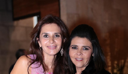  Guille de los Santos y Paty Valadés.