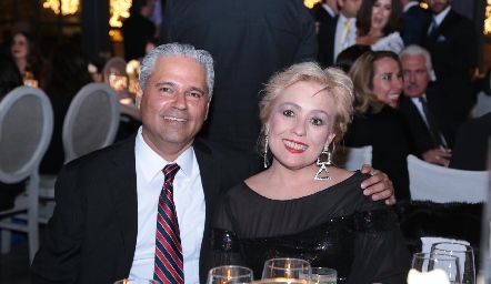  Víctor Romero y Cecilia Córdova.