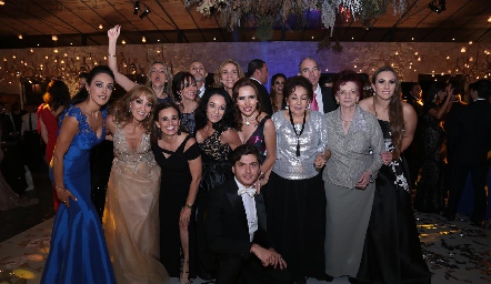  En la boda de Andrew y Fernanda.