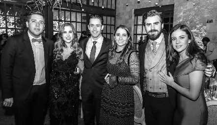  Arnold Tame, Paulina Robles, Rafael Silva, Sofía Leova, Sergio Guerra y Pamela Orozco.