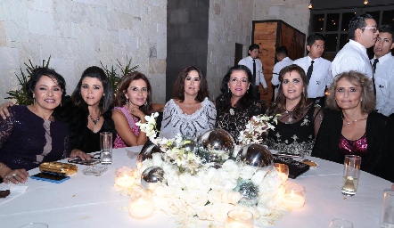  Tayde Fonseca, Paty Valadés, Guille de los Santos, Sandra Galván, Lupita González, Sabrina Gaviño y Laura Díaz de Sandi.