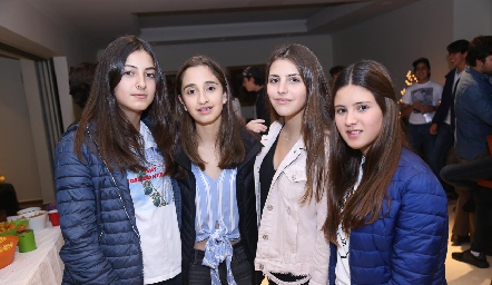   Marina Nieto, Sofi Oliva, Amalia Díaz e Isa Navarro.