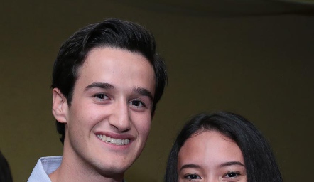  Andrés Hinojosa y Mónica Tow.