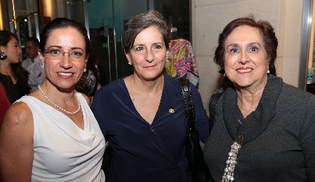  Rebeca Sandoval, Ana María Abascal y Lucía Treviño.