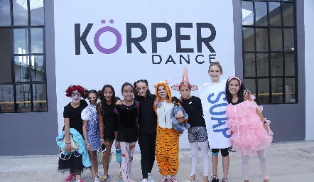  Fiesta de disfraces en Korper.