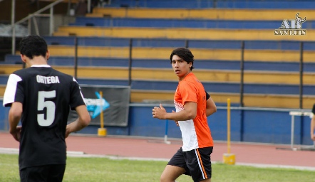 Miguel Tobías.