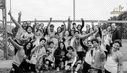 Celebrando.