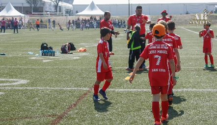  José Miguel Conde Sarquis atento a las instrucciones.