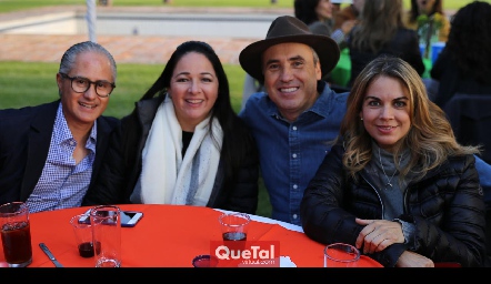  Jorge Aldrette, Claudia Álvarez, Alejandro Navarro y Daniela Serment.