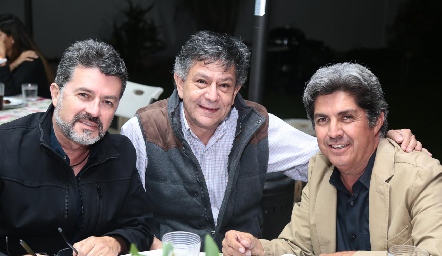  Ricardo Navarro, José Silos y Juan Carlos Navarro.