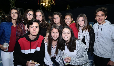  Bazar Navideño en Colegio del Bosque.