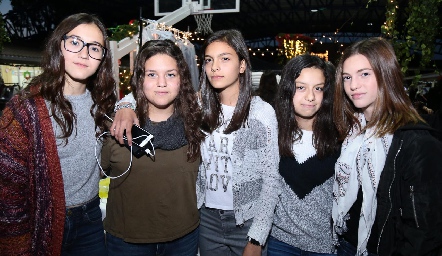  Bazar Navideño en Colegio del Bosque.