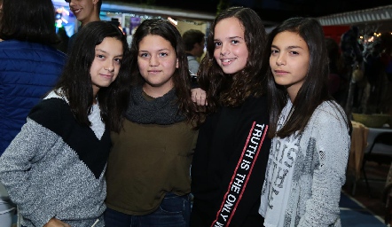  Bazar Navideño en Colegio del Bosque.