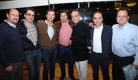  Alejandro Bravo, Miguel Gocher, Toño Mendizábal, Víctor Rodríguez, Jorge García, Jorge Gocher y José H. Córdoba.