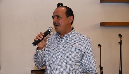  Héctor Villalobos.