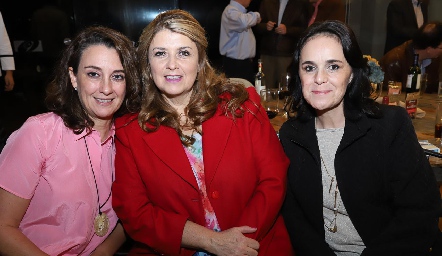  Gloria Martínez, Laura Narváez y Gladys Rangel.