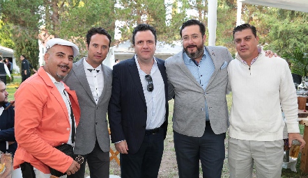  Gabriel Gómez, Jaime Valle, Eduardo Martínez, German González y Rolando Muñoz .