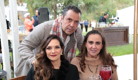  Karla Velasco, David Lozano y Ale Luna.