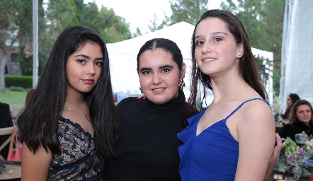   Ana Paula Lafuente, Martita Payán y Meli Elizondo.
