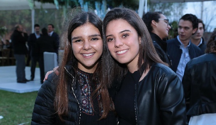  Caro Frullo y Selene Rosales.