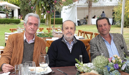  Manuel Montiel, Evaristo Lafuente y Mauricio Meade.