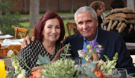  Rebeca Torres de Alcalde y Federico Alcalde.