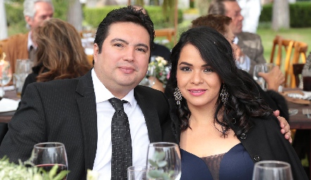  Alejandro Alvarado y Marcela Oliva.
